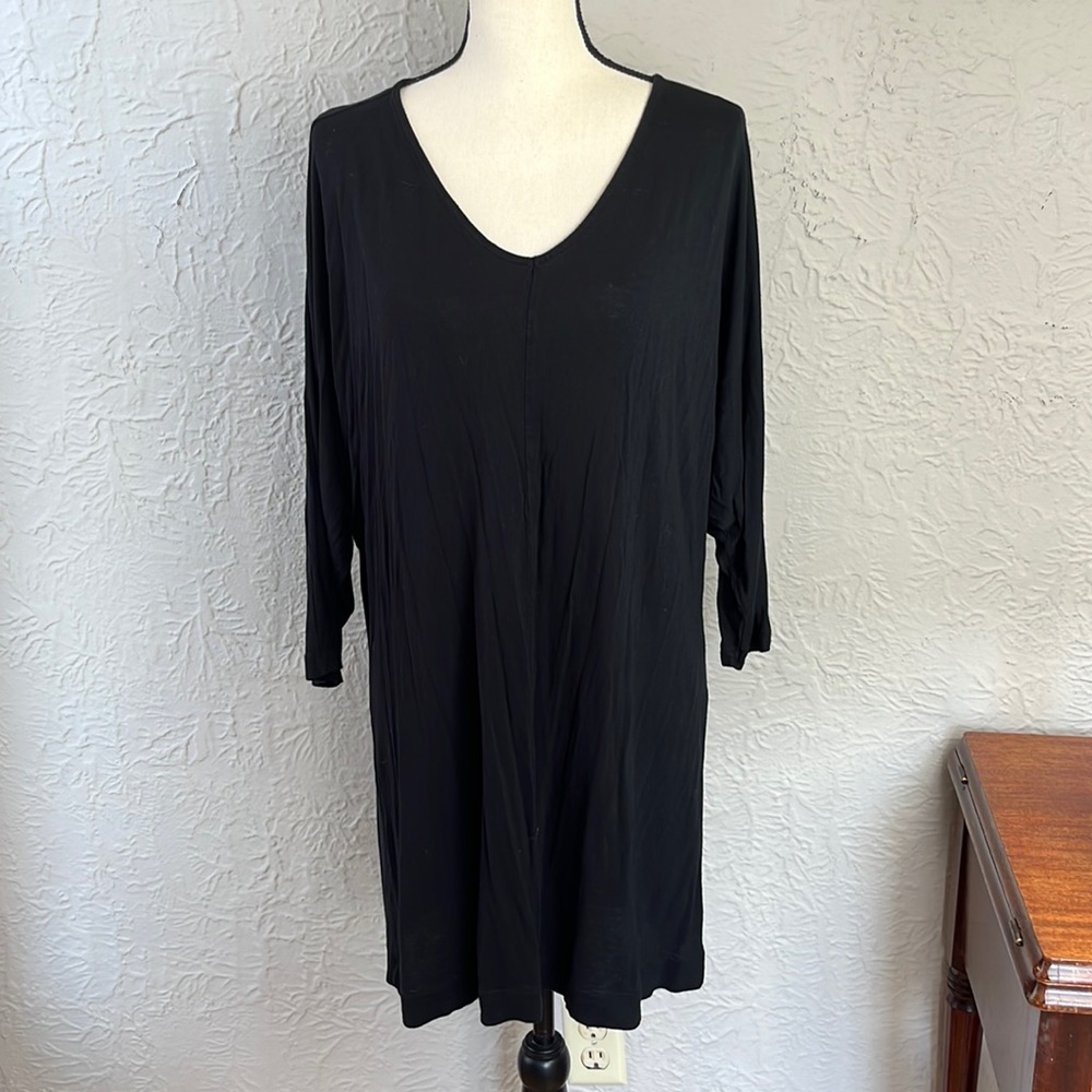 Uniqlo V-Neck Dolman Sleeve Dress